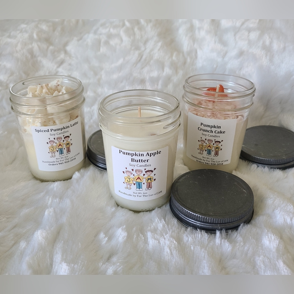 PUMPKINLICIOUS!! Set of 3 Fall Scented Soy Candles